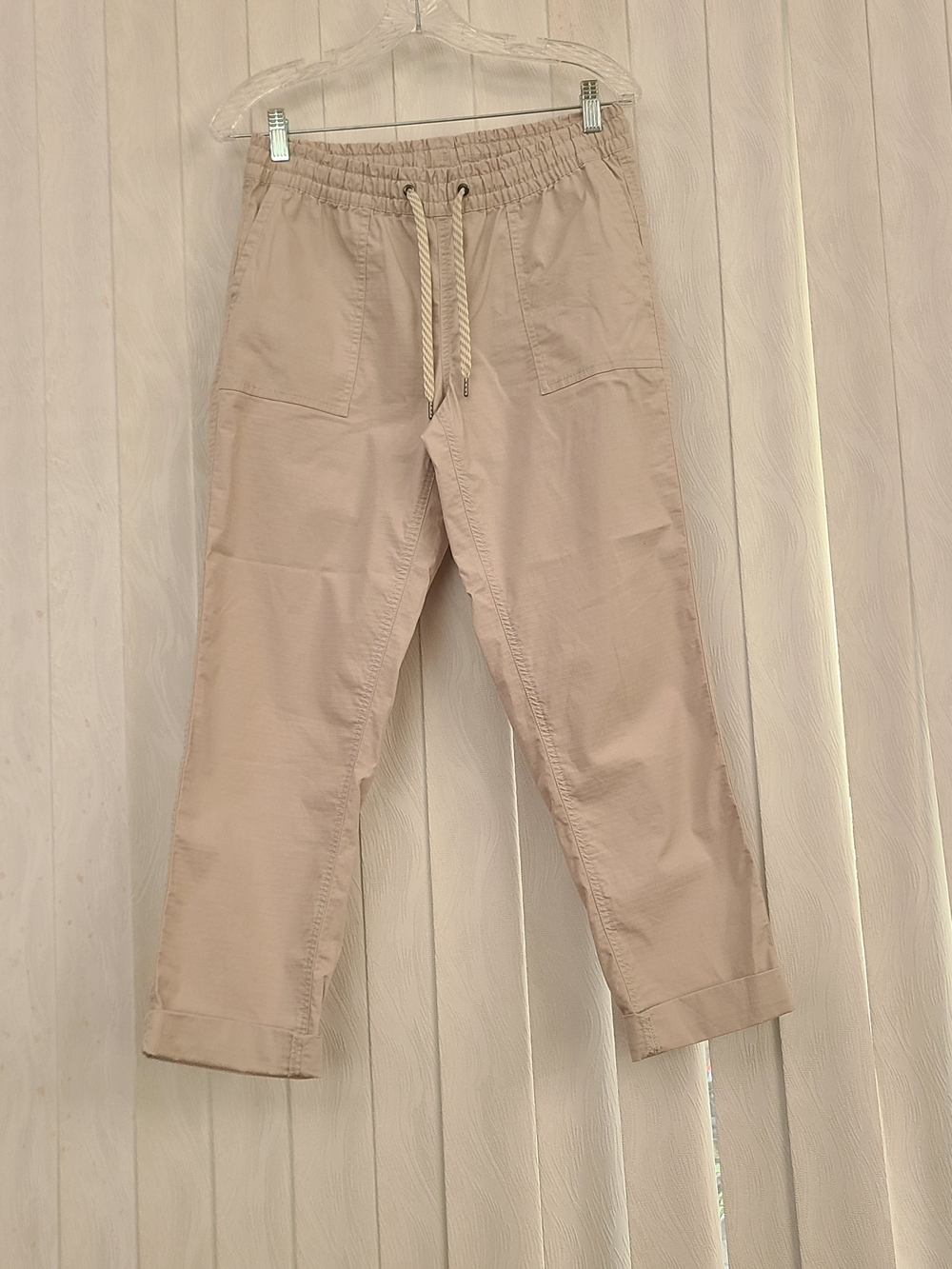 Vuori Womens Sz S Beige Pull On Ripstop Outdoor Hiking Camping Athleisure Pants